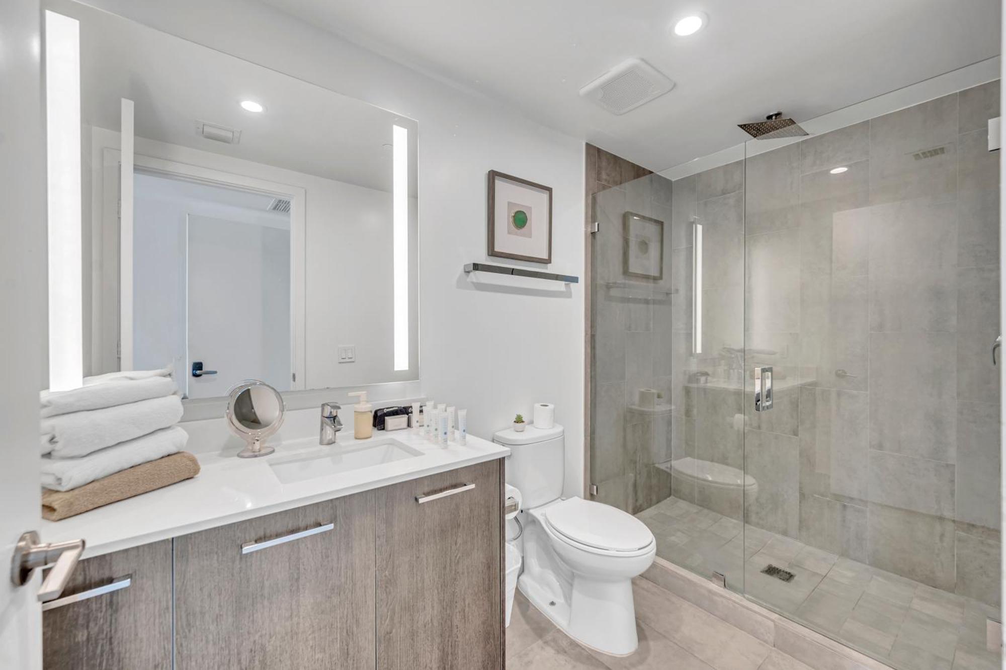 Great 3 Beds 3 Baths Appartment Downtown Miami Eksteriør bilde