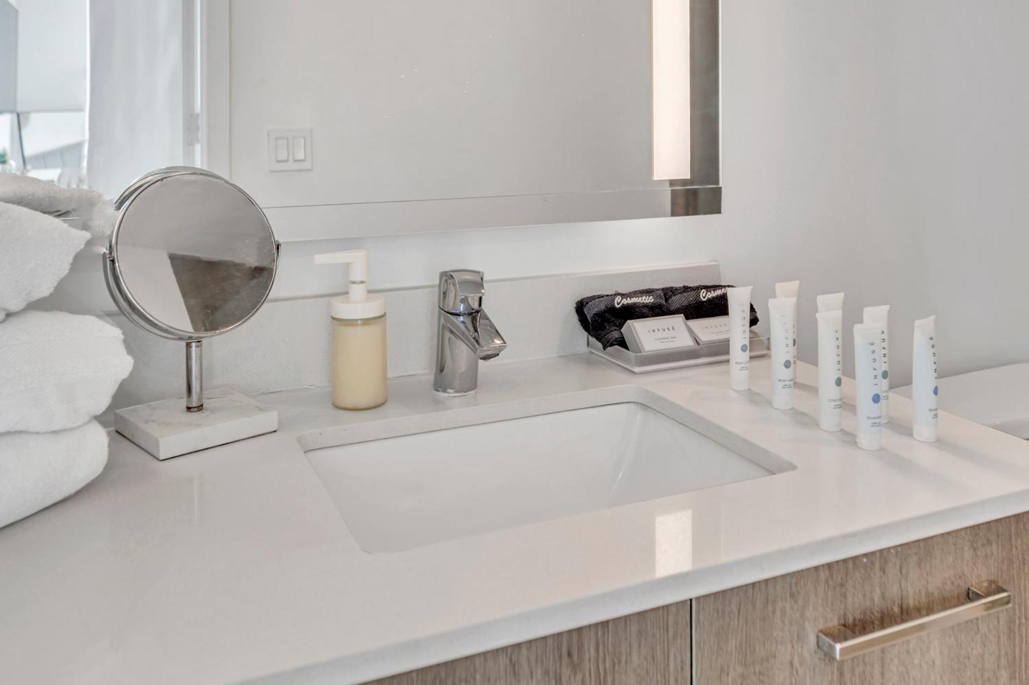 Great 3 Beds 3 Baths Appartment Downtown Miami Eksteriør bilde