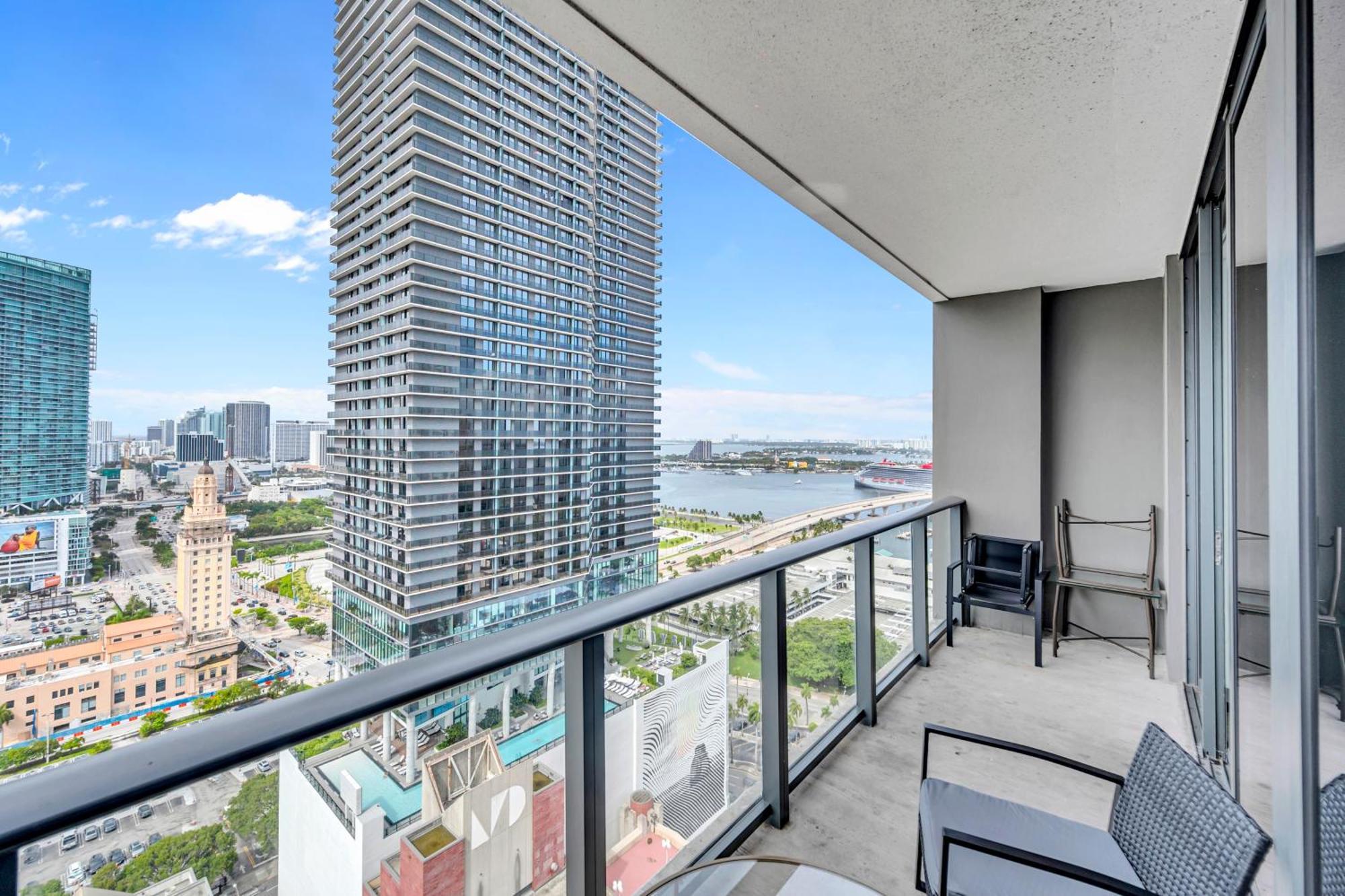 Great 3 Beds 3 Baths Appartment Downtown Miami Eksteriør bilde